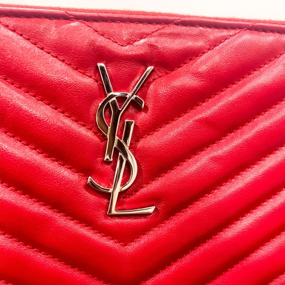 Saint Laurent Red Quilted Clutch Wrislet - Picture 4 of 8